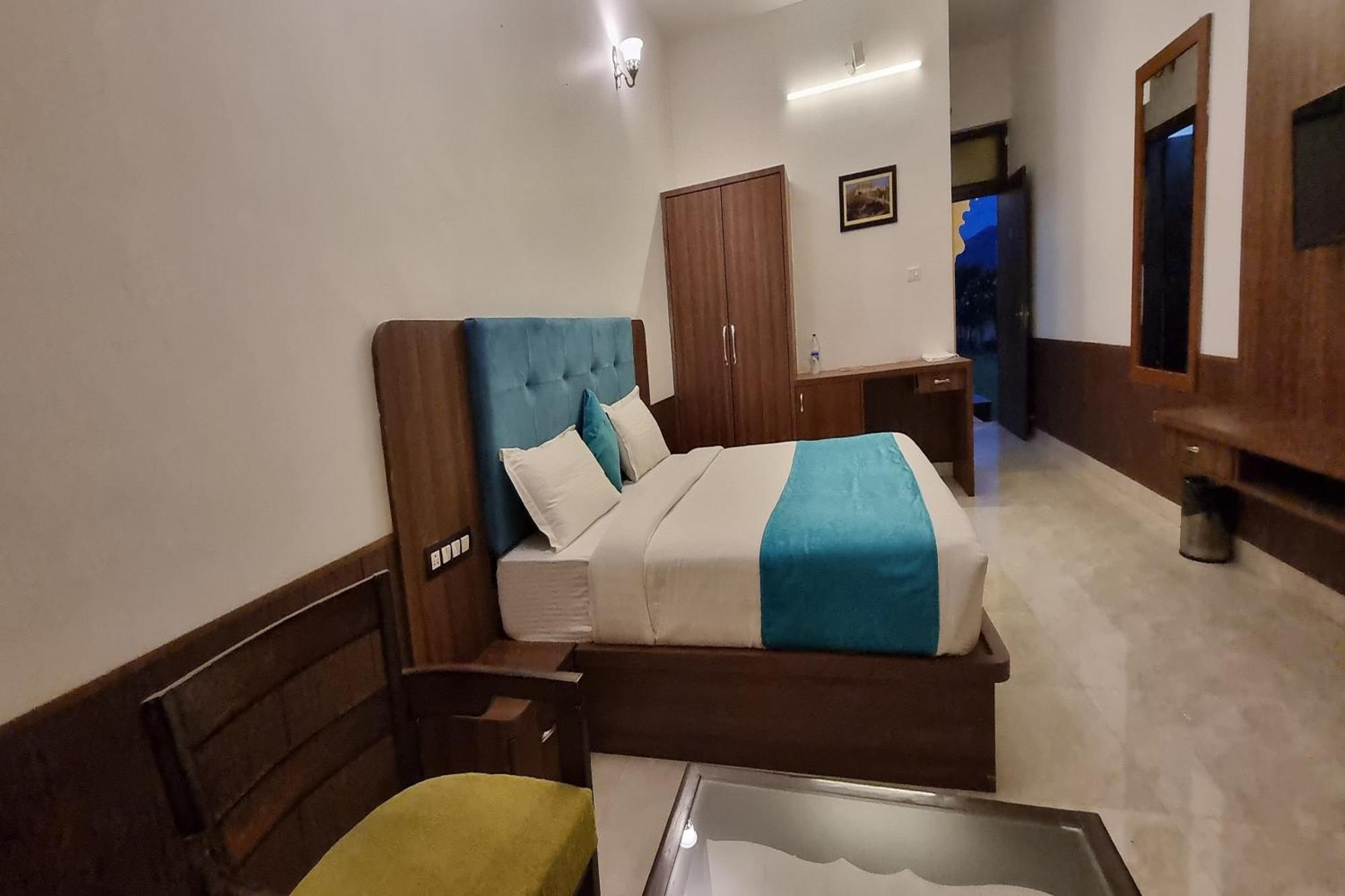 Maangarh Resorts Udaipur Buitenkant foto