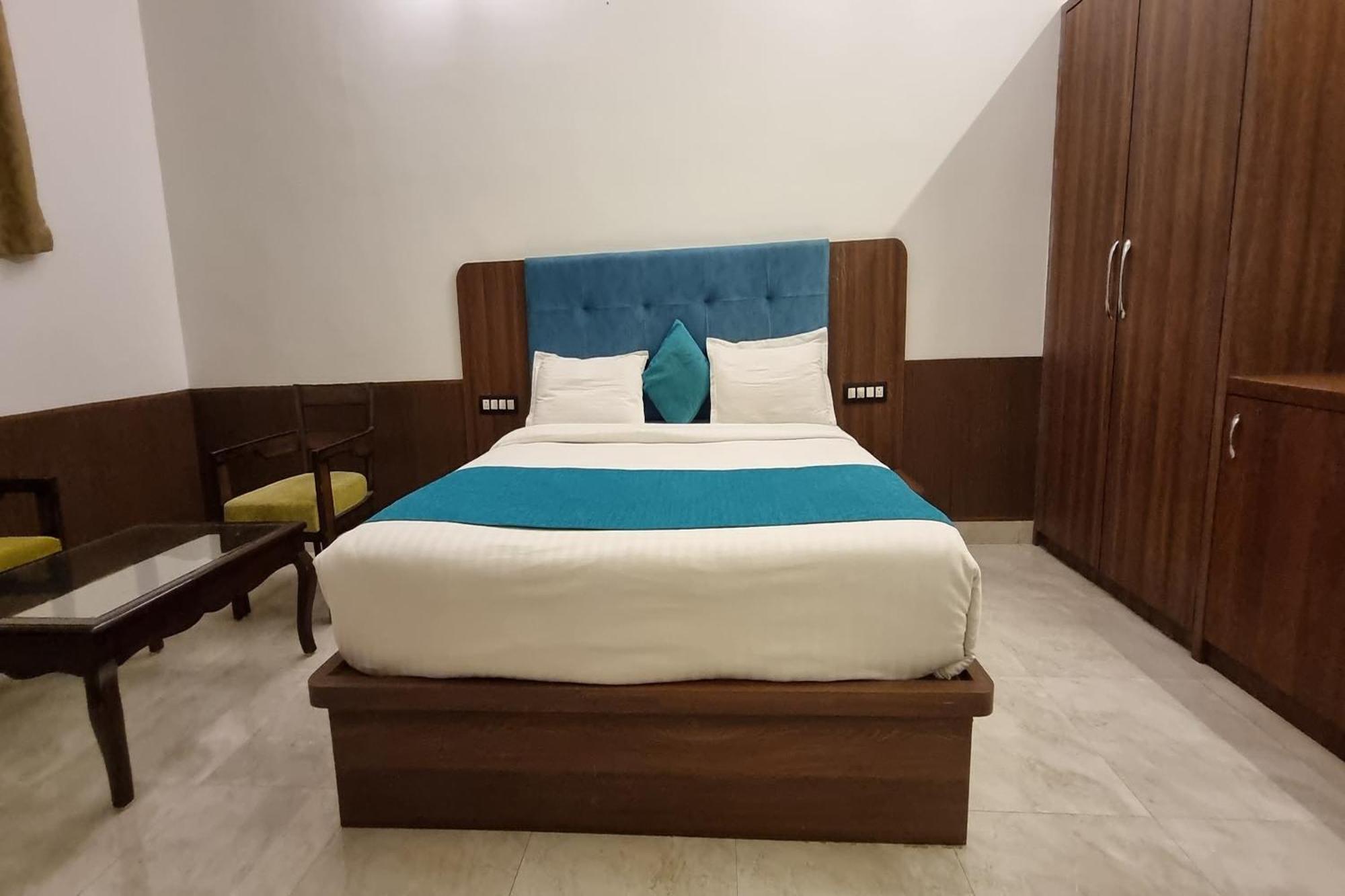 Maangarh Resorts Udaipur Buitenkant foto
