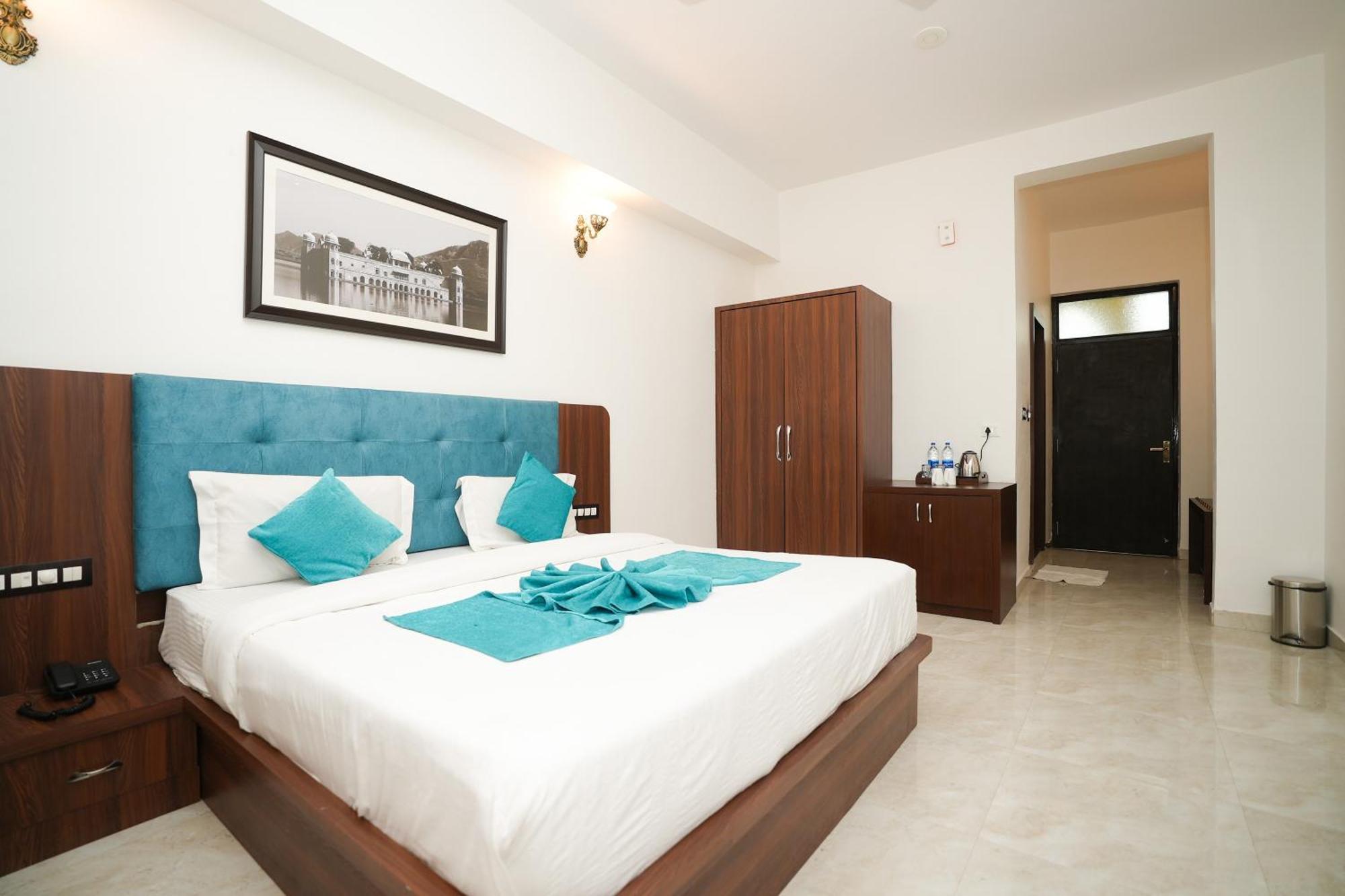 Maangarh Resorts Udaipur Buitenkant foto
