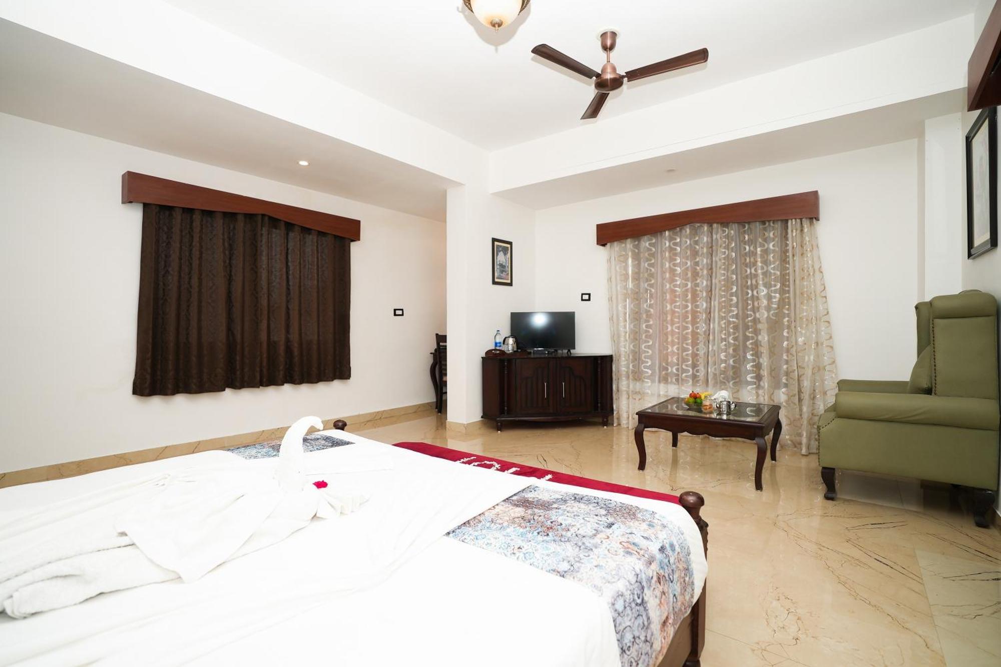 Maangarh Resorts Udaipur Buitenkant foto